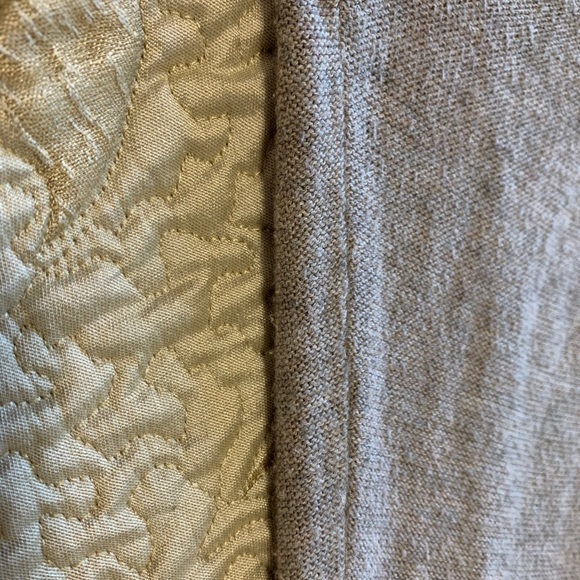 American Eagle Cardigan - Picture 4 of 5